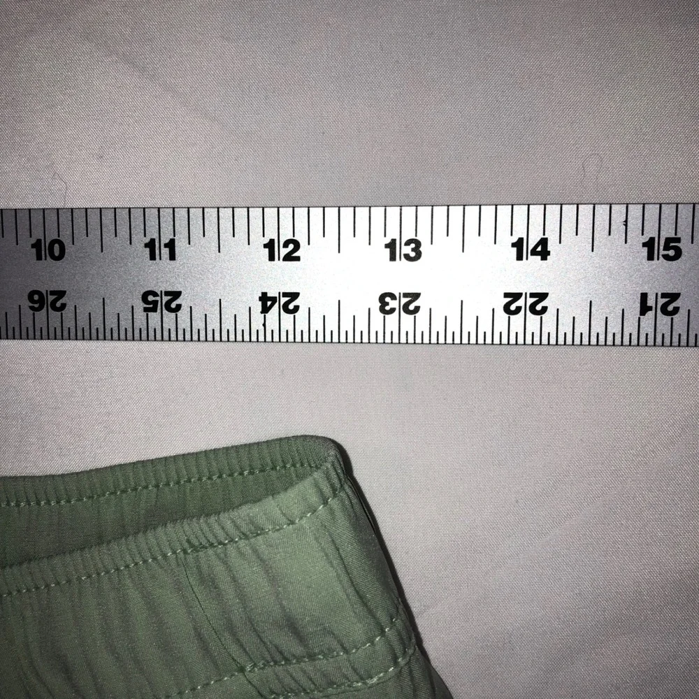Old Navy StretchTech Quick Dry Shorts Boys XL 14-16 Sage Green Active Hiking